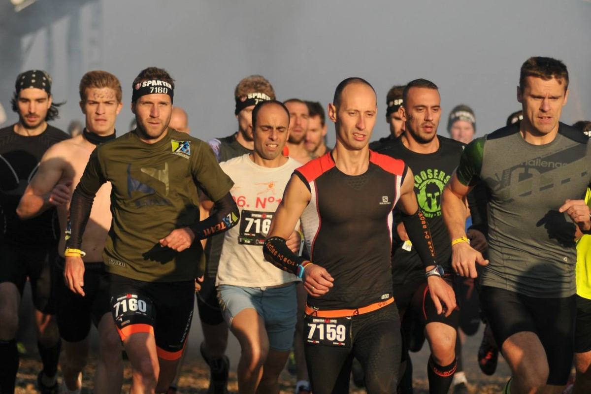 A futó, az Ironman, a triatlon és az OCR versenyzők sérüléseinek legfőbb okai és megelőzésük