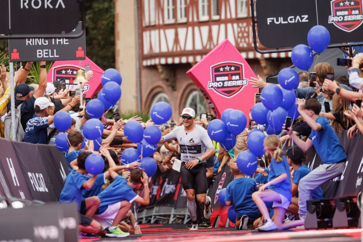 Kristian Blummenfelt felfedi "Porta Potty" mesteri titkait a fantasztikus frankfurti IRONMAN triatlon győzelem során (+videó)